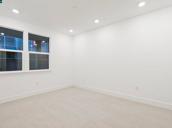 1102 Althea Terrace 4, Sunnyvale CA 94086