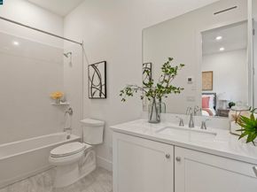 1102 Althea Terrace 4, Sunnyvale CA 94086