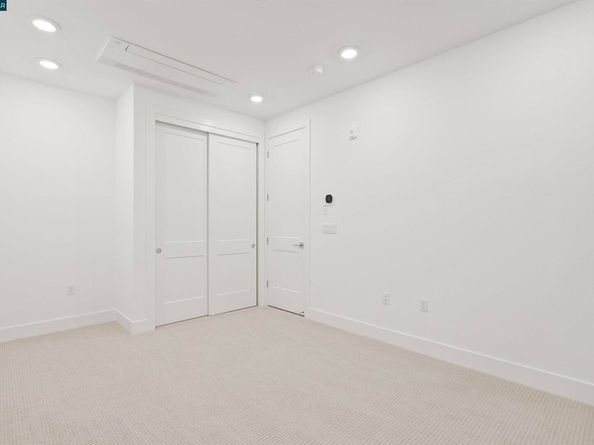 1102 Althea Terrace 4, Sunnyvale CA 94086