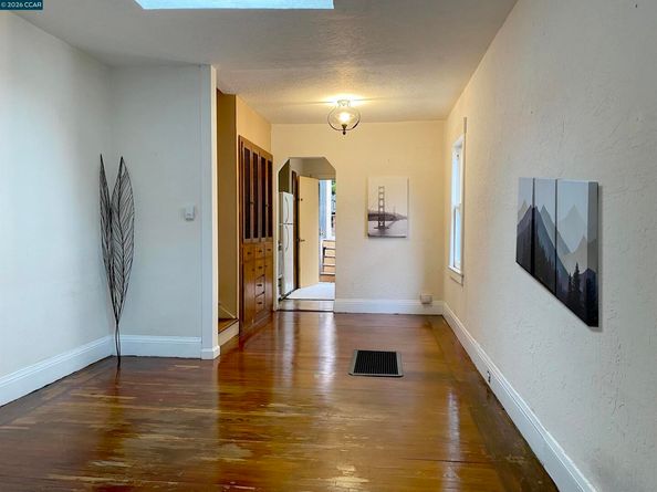 411 Kains Ave., Albany CA 94706