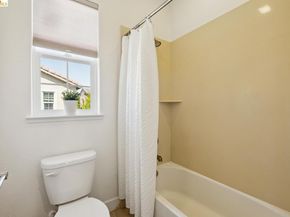1521 Glenn ST, Hayward CA 94545