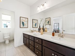1521 Glenn ST, Hayward CA 94545