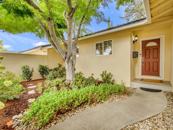2330 Gill Port Ln, Walnut Creek CA 94598