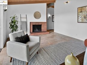 2421 Crestview Ct, San Leandro CA 94578