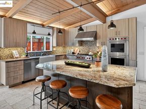 2421 Crestview Ct, San Leandro CA 94578