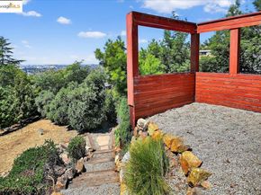 2421 Crestview Ct, San Leandro CA 94578