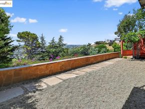 2421 Crestview Ct, San Leandro CA 94578