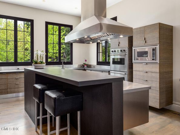 41 Meadow Wood Drive, Greenwich CT 06830