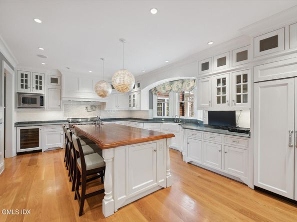 34 Dublin Hill Road, Greenwich CT 06830