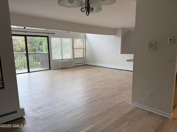 1465 E Putnam Avenue 326, Old Greenwich CT 06870