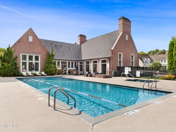 77 Havemeyer Lane 45, Stamford CT 06902