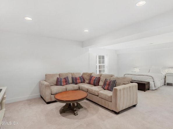 77 Havemeyer Lane 45, Stamford CT 06902
