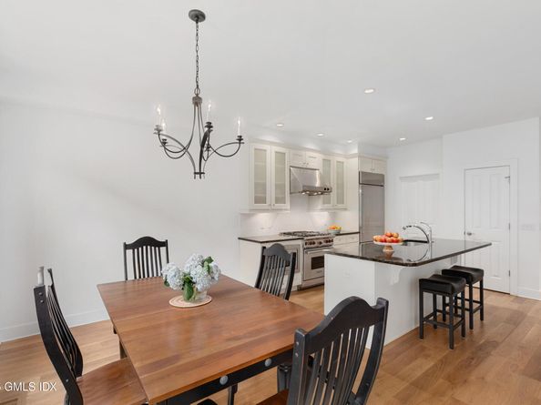 77 Havemeyer Lane 45, Stamford CT 06902