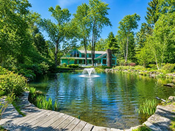 135 & 129 Zaccheus Mead Lane, Greenwich CT 06831