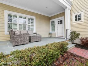 77 Havemeyer Lane 58, Stamford CT 06902