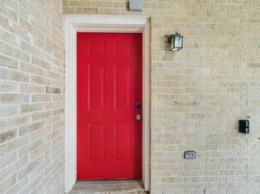 2104 CULLEN Ave 117, Austin TX 78757