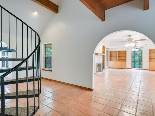 9438 Circle DR, Austin TX 78736