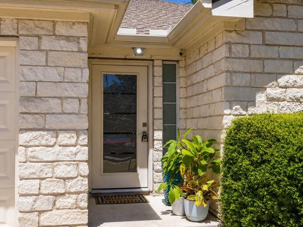 1921 Rutherford DR, Leander TX 78641