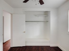 402 Blueberry HL, Austin TX 78745