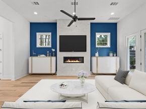1719 Spyglass DR 16, Austin TX 78746