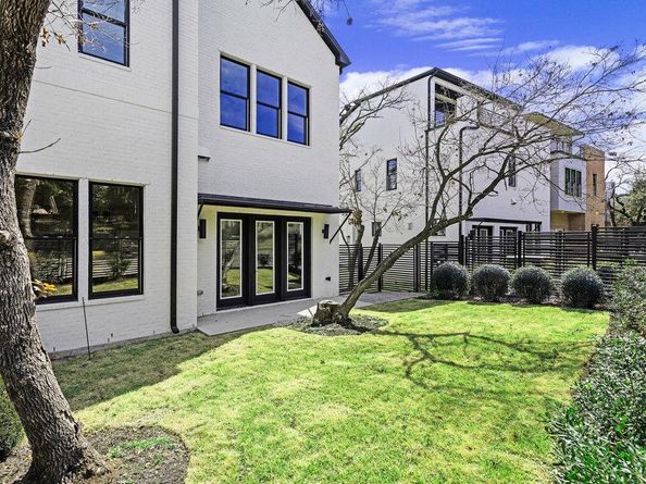 1719 Spyglass DR 16, Austin TX 78746