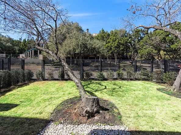 1719 Spyglass DR 16, Austin TX 78746