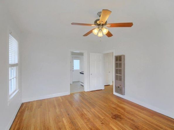 3211 Tom Green ST, Austin TX 78705