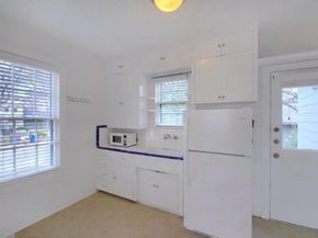3211 Tom Green ST, Austin TX 78705