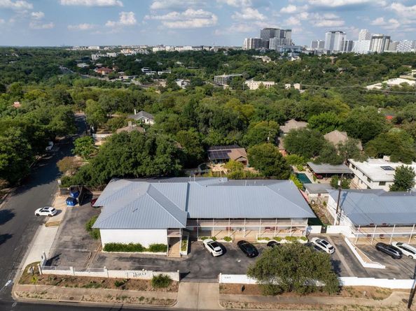 1208 Enfield RD 204, Austin TX 78703
