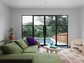 1103 Gaston Ave, Austin TX 78703