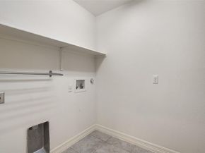 2705 Kingsland WAY, Austin TX 78725