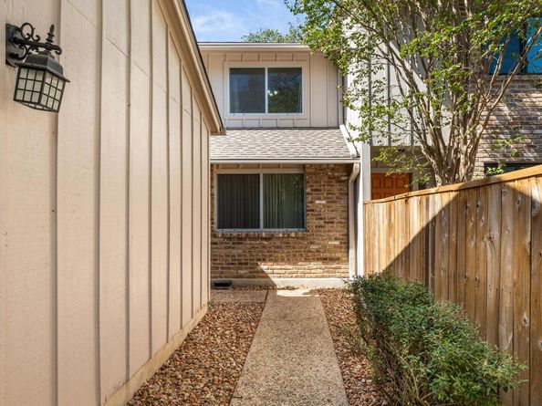 8216 Summer Side DR, Austin TX 78759