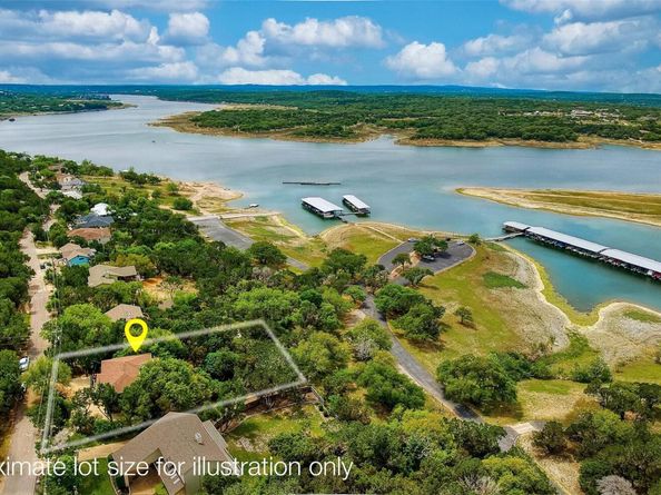 6400 Lakeshore DR, Lago Vista TX 78645