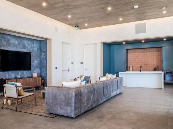 48 East Ave 1607, Austin TX 78701