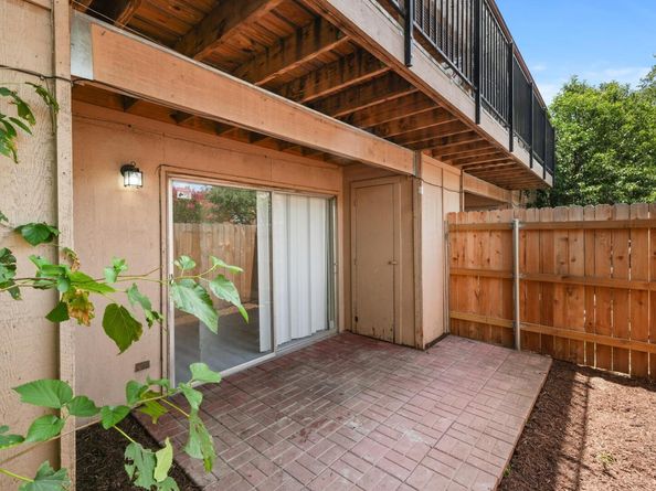 2600 Penny LN 115, Austin TX 78757