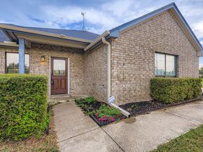 701 Shin Oak LN, Liberty Hill TX 78642