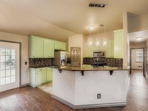 701 Shin Oak LN, Liberty Hill TX 78642