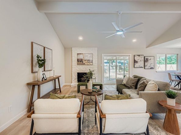 7806 Whitsun DR, Austin TX 78749