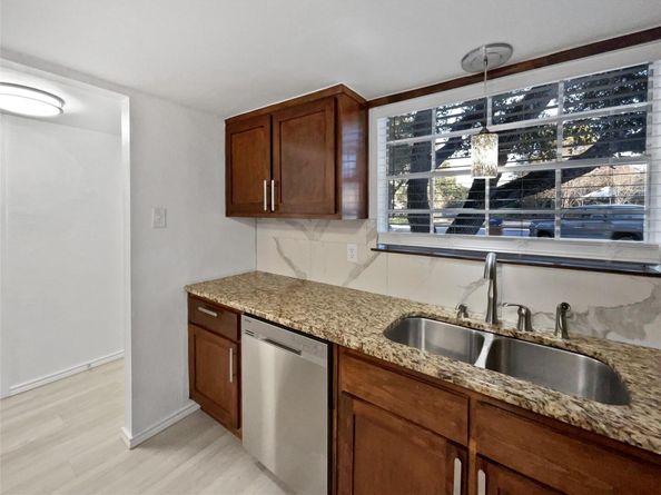 3424 Clarksburg DR, Austin TX 78745