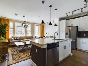 1900 Barton Springs RD 3040, Austin TX 78704