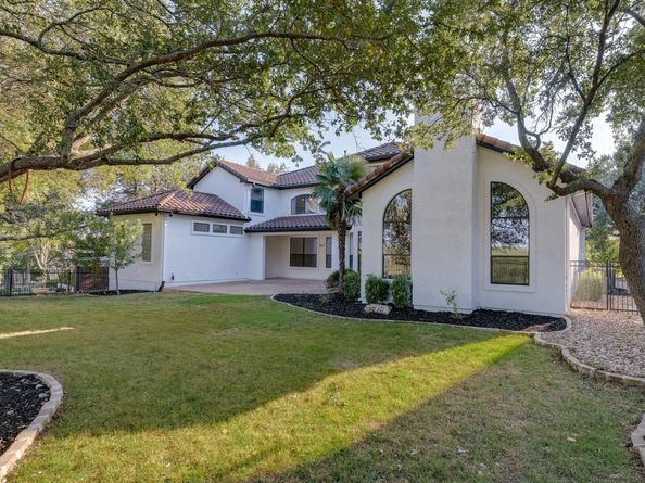 11516 Eagles Glen DR, Austin TX 78732