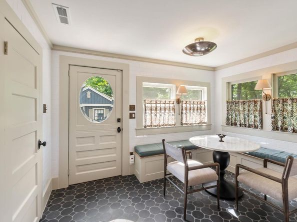 1250 S Main ST, Georgetown TX 78626