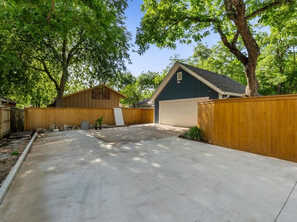 1250 S Main ST, Georgetown TX 78626