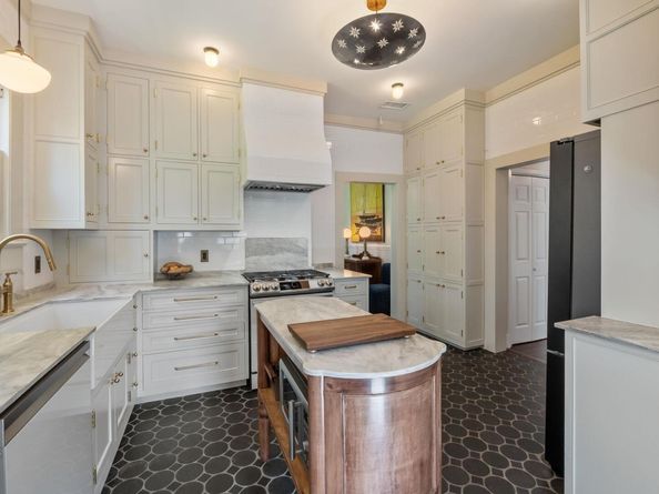 1250 S Main ST, Georgetown TX 78626