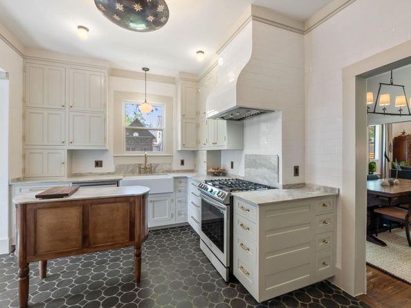 1250 S Main ST, Georgetown TX 78626