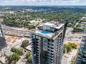 48 East Ave 2004, Austin TX 78701