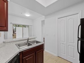 6000 Shepherd Mountain CV 213, Austin TX 78730
