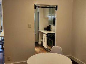 1240 Barton Hills DR 102, Austin TX 78704