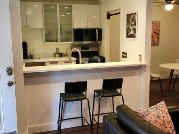 1240 Barton Hills DR 102, Austin TX 78704