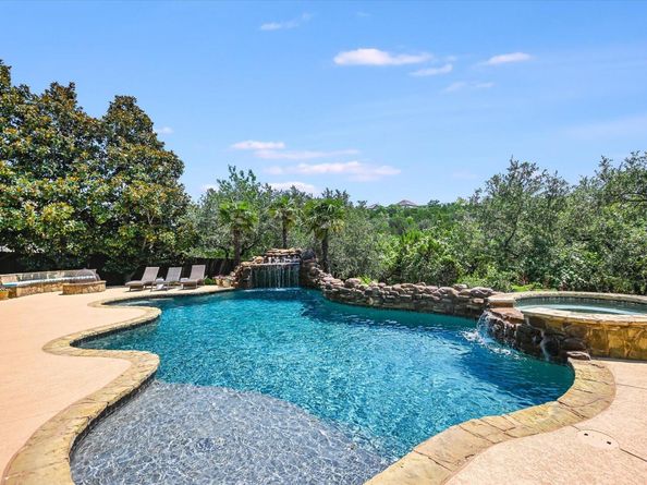 1016 Santaluz PATH, Austin TX 78732